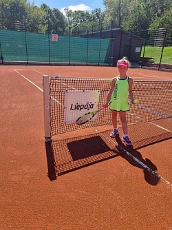 Taisiia Konopko - I-os vietos laimėtoja Latvijoje, Liepojoje teniso turnyre U9 !!!